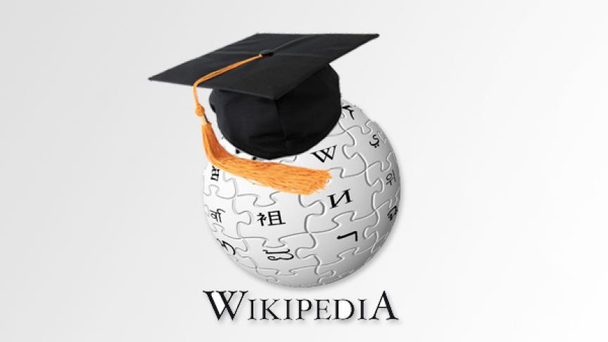 estudiantes usando wikipedia